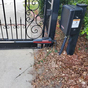 Bella Fence flat top aluminum